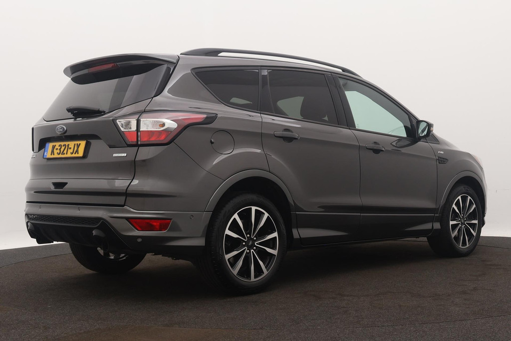 
Ford Kuga 1.5 EcoBoost Vignale(Zeer goed OnderH, Panoramadak, Stoel/ Stuur Verwarming, Navigatie, PDC, Etc) vol									