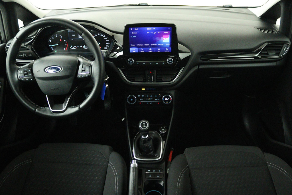 
Ford Fiesta 1.0 EcoBoost Titanium (NAVI, CAMERA, STOELVERWARMING, PARKEERSENSOREN, AUTO INPARKEREN, GOED ONDERHOUDEN) vol									