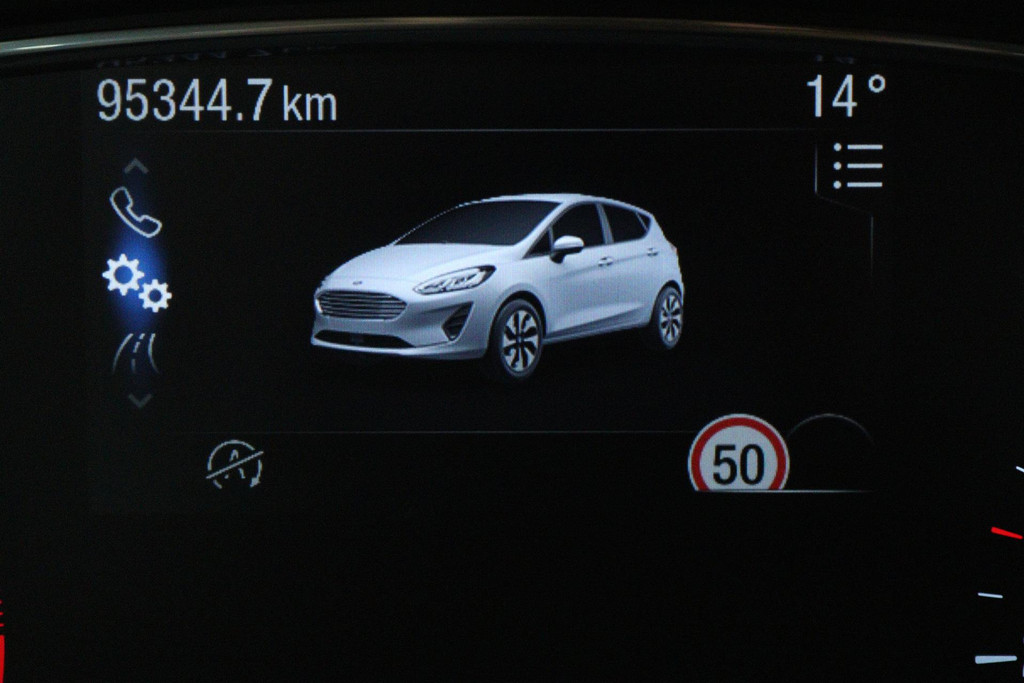 
Ford Fiesta 1.0 EcoBoost Titanium (NAVI, CAMERA, STOELVERWARMING, PARKEERSENSOREN, AUTO INPARKEREN, GOED ONDERHOUDEN) vol									