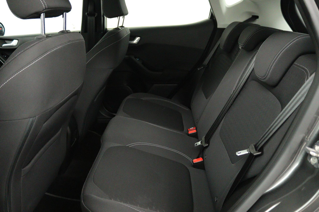 
Ford Fiesta 1.0 EcoBoost Titanium (NAVI, CAMERA, STOELVERWARMING, PARKEERSENSOREN, AUTO INPARKEREN, GOED ONDERHOUDEN) vol									