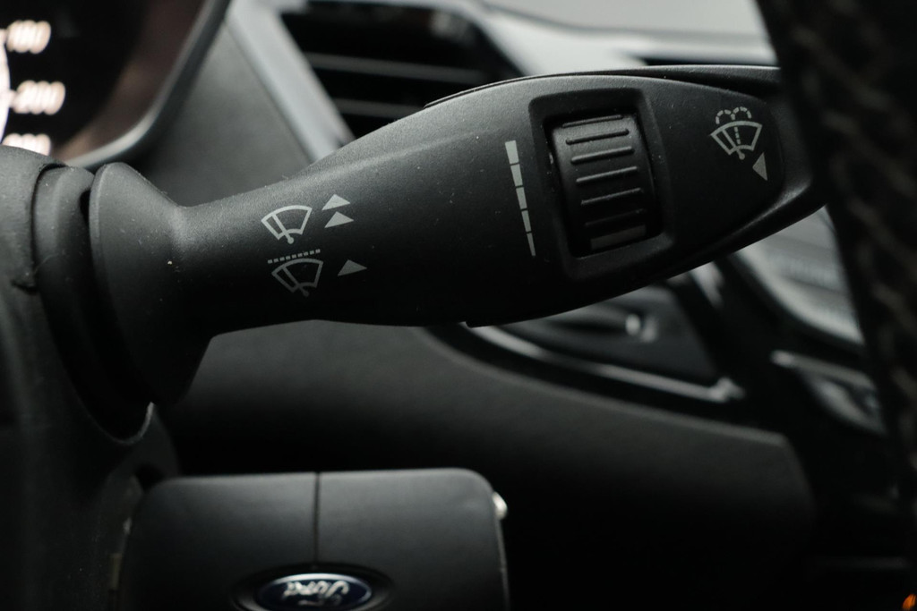 
Ford Fiesta 1.0 EcoBoost Titanium vol									