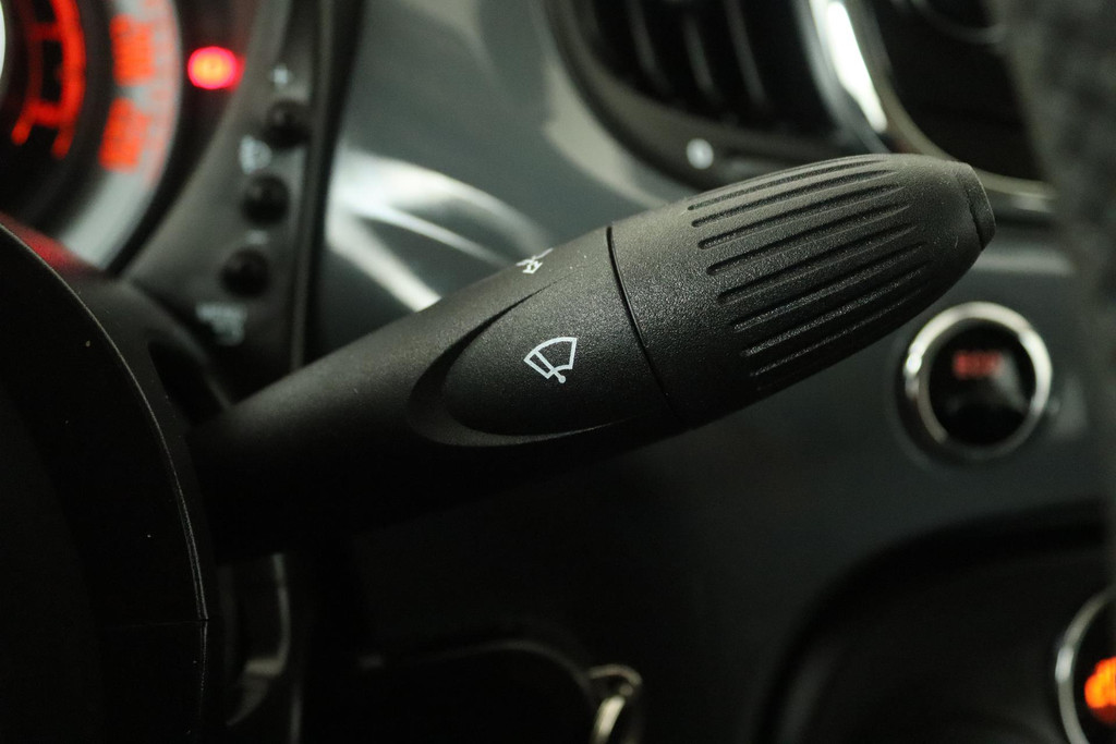 
Fiat 500C 0.9 TwinAir Turbo Lounge (NAVIGATIE, BLUETOOTH, AUTOMAAT, CABRIO, NL-AUTO, GOED ONDERHOUDEN) vol									