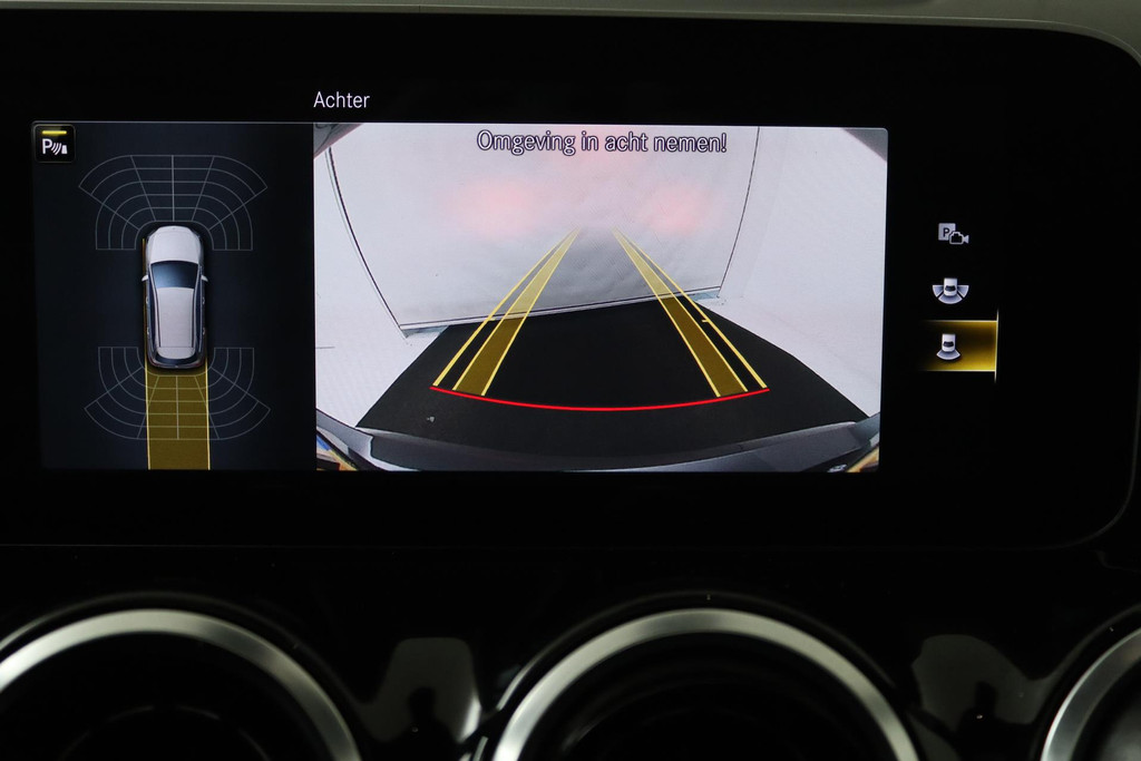 
Benz B-Klasse 180 Business Solution AMG Automaat (CAMERA, STOELV, PANORAMADAK, PDC, NL-AUTO, GOED ONDERHOUDEN) vol									