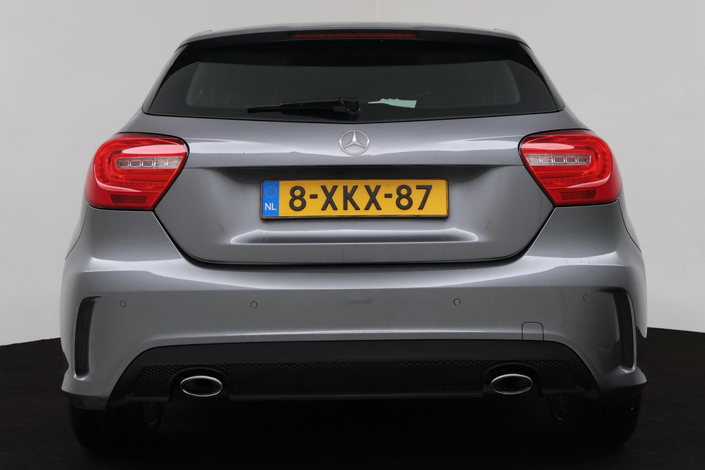 
Benz A-Klasse 180 CDI Prestige (PARKEERSENSOREN, ACHTERUITRIJCAMERA, CRUISE, STOELVERWARMING, NAVIGATIE) vol									