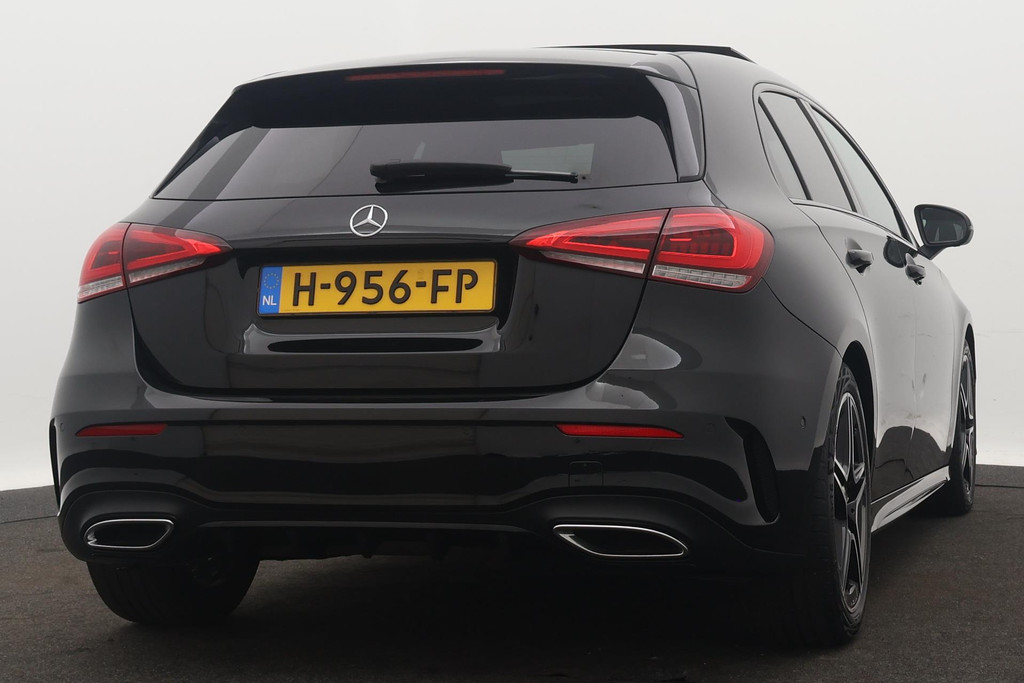 
Benz A-Klasse 180 Business Solution AMG (PANORAMADAK, NAVIGATIE, STOELVERWARMING, CAMERA, 1e EIGENAAR, GOED ONDERHOUDEN) vol									