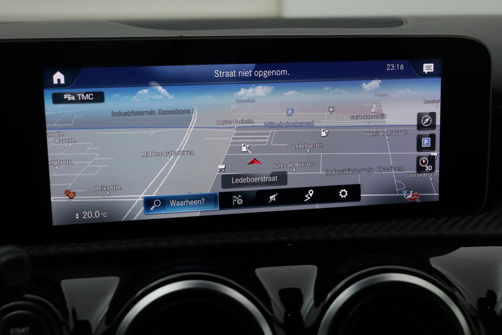 
Benz A-Klasse 180 Business Solution Automaat (NAVIGATIE, STOELVERWARMING, CAMERA, PDC, 1e EIGENAAR, GOED ONDERHOUDEN) vol									