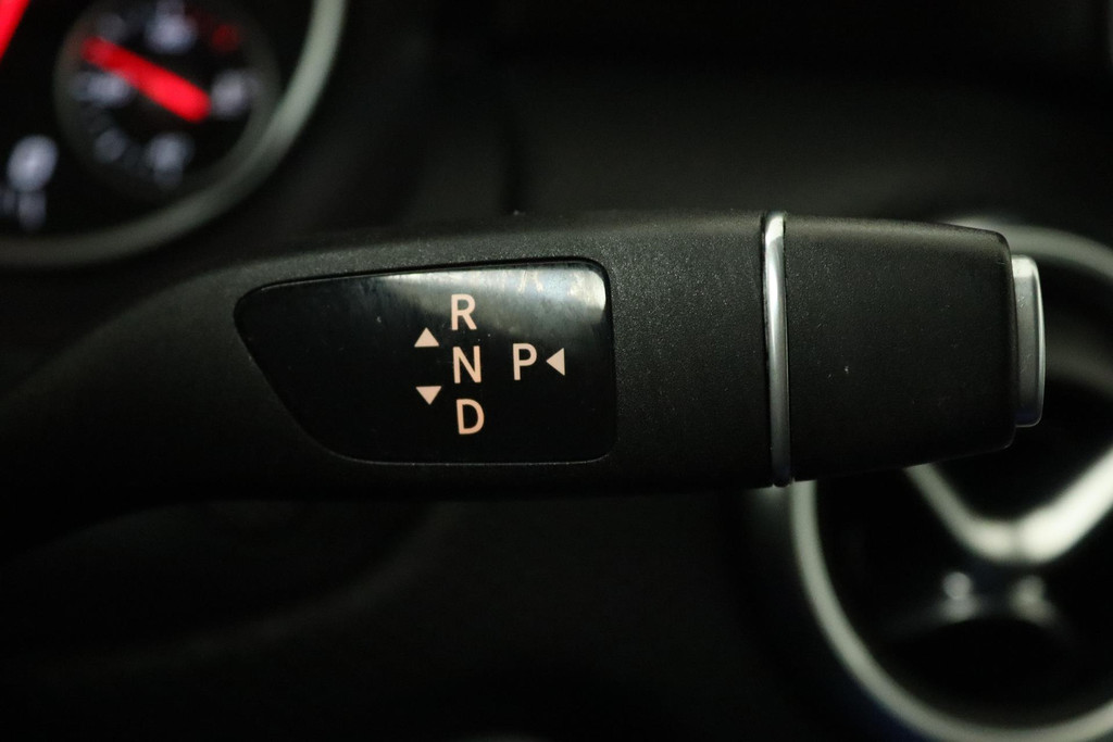 
Benz A-Klasse 160 Ambition Automaat (NAVIGATIE, CRUISE CONTROL, CLIMATE CONTROL, NL-AUTO, GOED ONDERHOUDEN) vol									