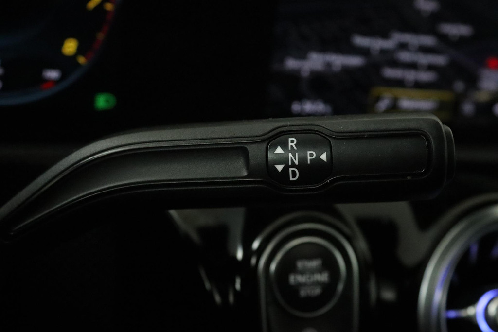 
Benz A-Klasse 180 Business Solution AMG Automaat (PANORAMADAK, NAVIGATIE, STOELV, PDC, CAMERA, NL-AUTO, GOED ONDERHOUD) vol									