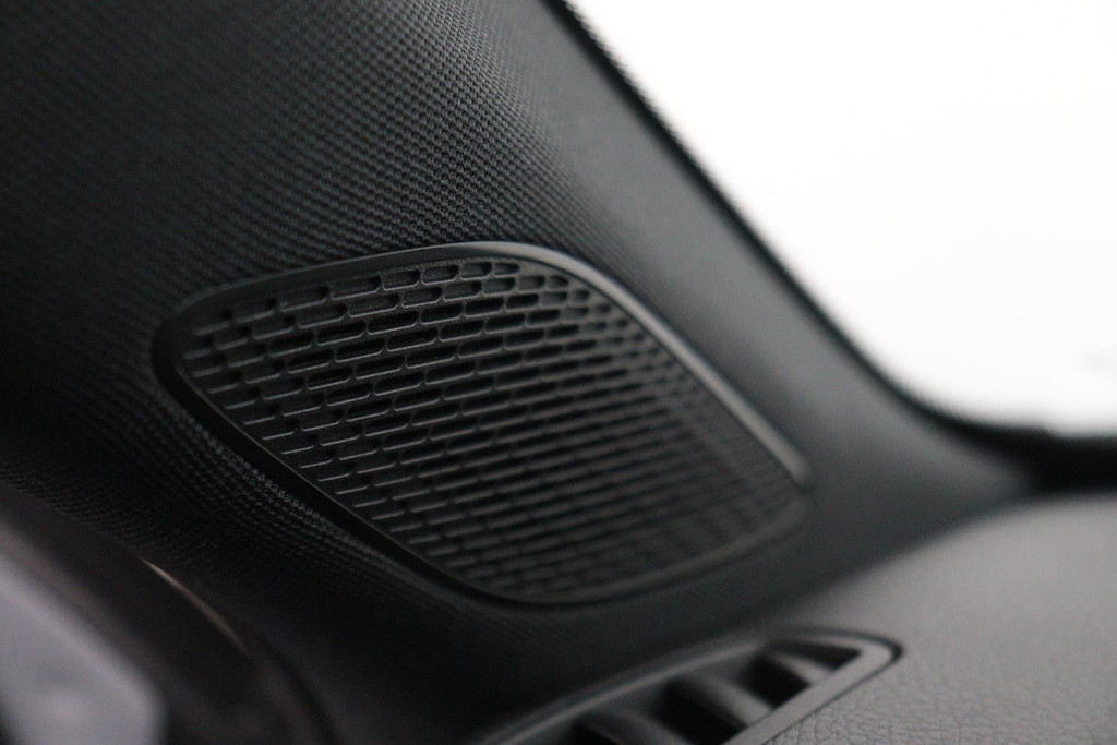 
Benz A-Klasse 180 Business Solution AMG(NL auto, Dealer onderhoud, Navi Groot, StoelV, Camera, Carplay, Lane Assit, Etc) vol									