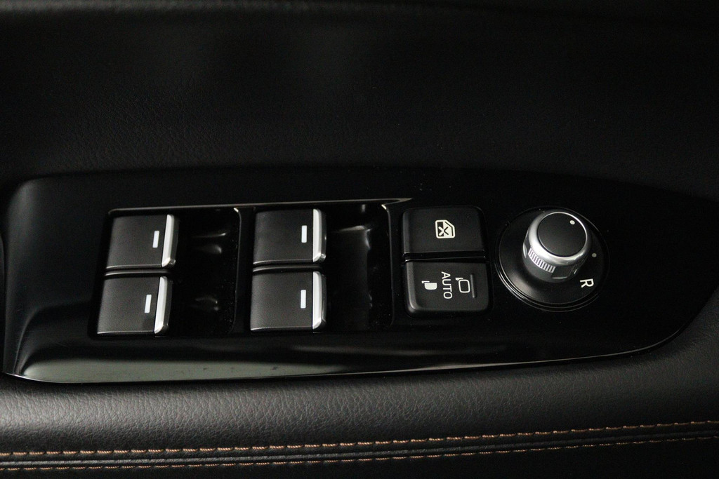 
Mazda CX-5 2.0 SkyActiv-G 165 GT-M (CAMERA, STOELSTUUR VERWARMING, PARKEERSENSOREN, NAVIGATIE, ELEK STOELEN, NL-AUTO) vol									