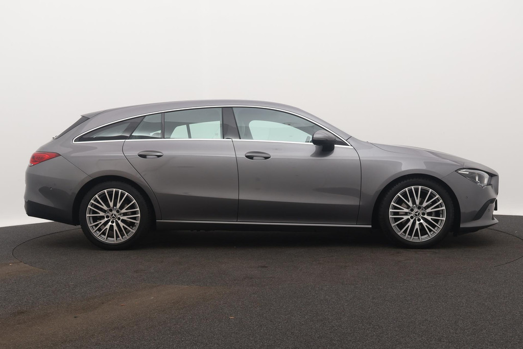 
Benz CLA-Klasse Shooting Brake 180 Business Solution Luxury vol									