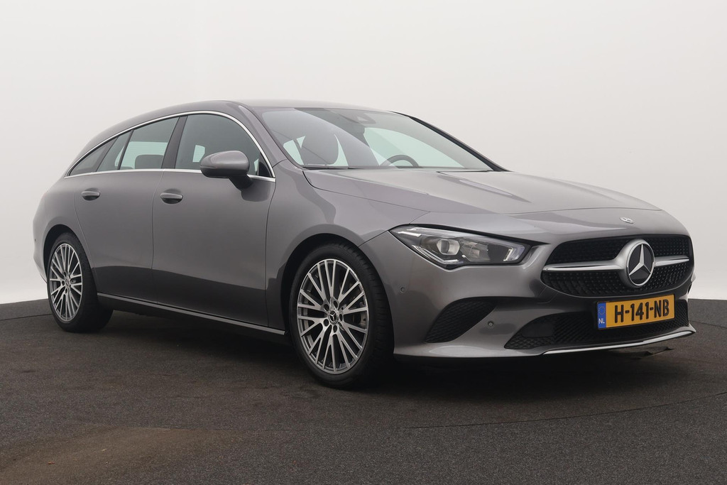 
Benz CLA-Klasse Shooting Brake 180 Business Solution Luxury vol									