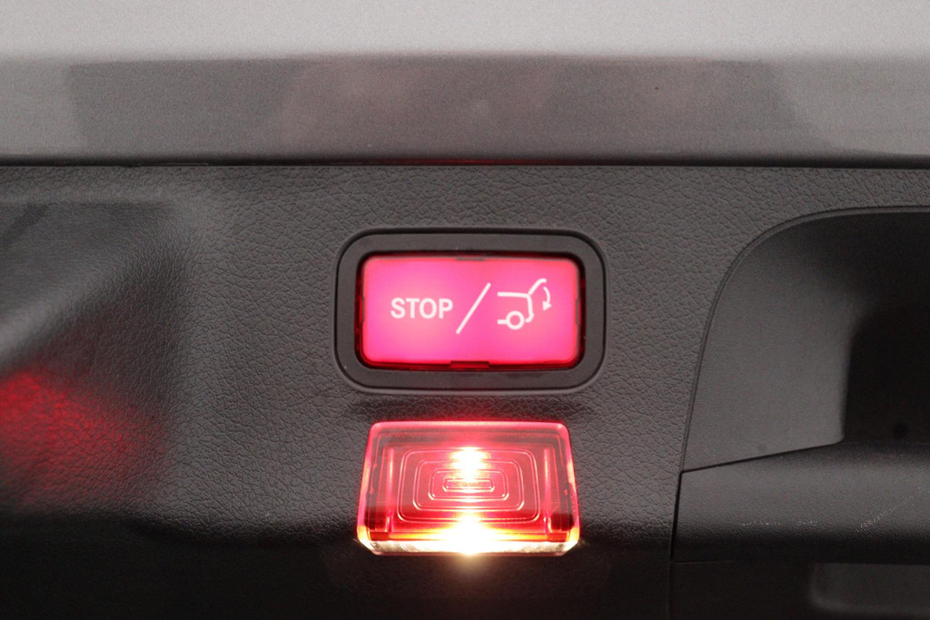 
Benz CLA-Klasse Shooting Brake 180 Business Solution Luxury vol									