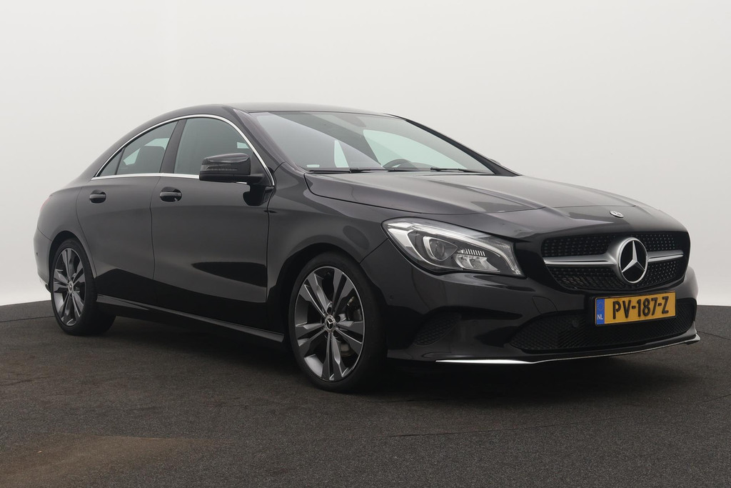 
Benz CLA-Klasse 180 Business Solution(NL-auto, Goed OnderH, Navi Groot, StoelV, Cruise Con, Sportstoelen, Etc) vol									