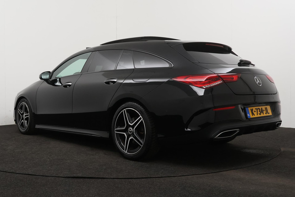 
Benz CLA-Klasse Shooting Brake 200 Business Solution AMG(NL-auto, 1e eig, Dealer onderH, SfeerV, Panorama, Camera, Etc) vol									