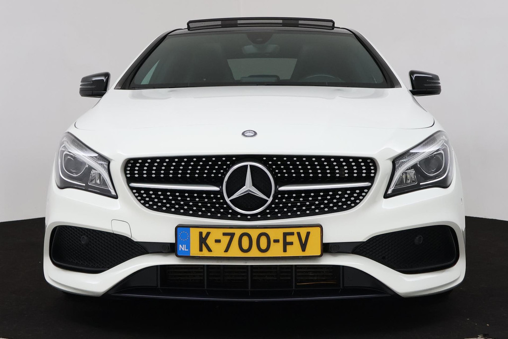 
Benz CLA-Klasse 180 AMG Night Edition Plus (PANORAMADAK, ACHTERUITRIJCAMERA, STOELVERWARMING, NAVI, GOED ONDERHOUDEN) vol									