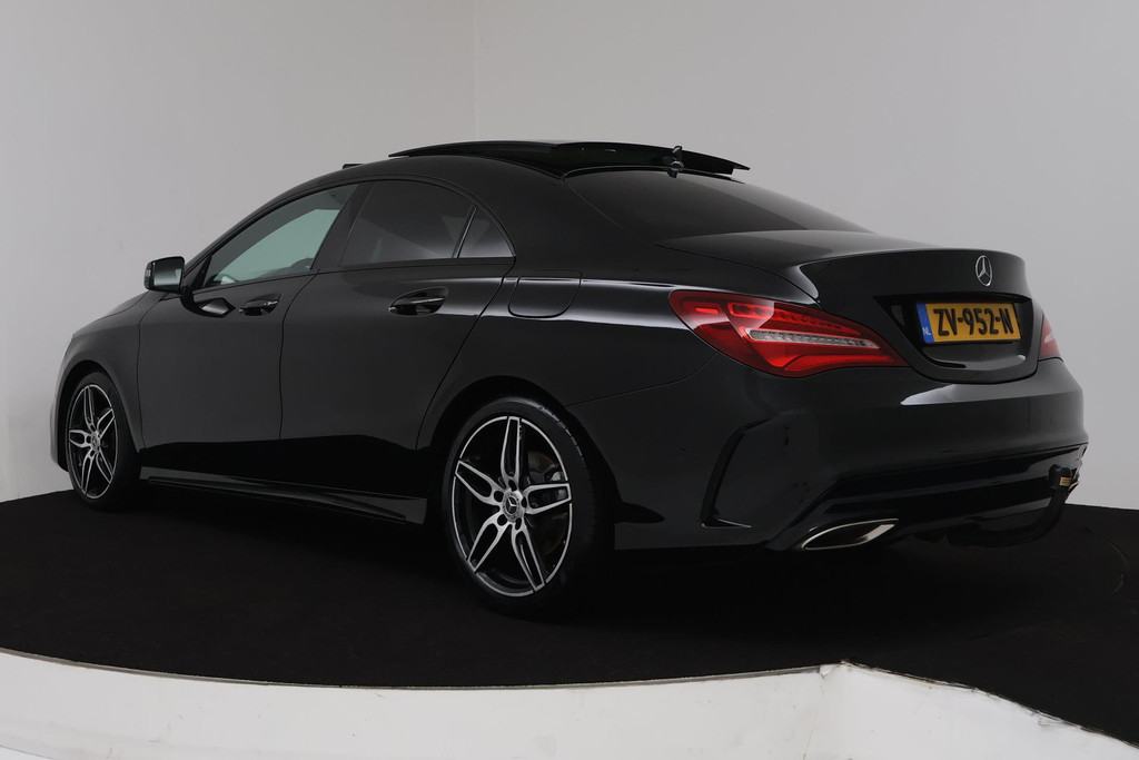 
Benz CLA-Klasse 180 AMG Automaat (PANORAMADAK, TREKHAAK, CAMERA, STOELV, CRUISE, PDC, NL-AUTO, GOED ONDERHOUDEN) vol									