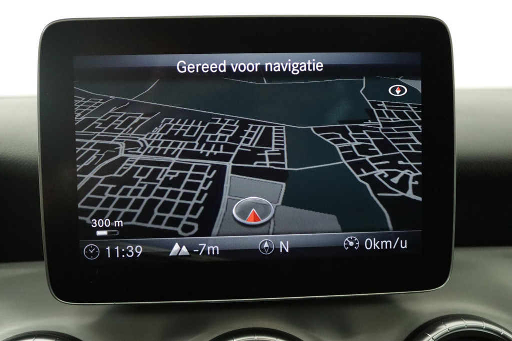 
Benz CLA-Klasse 180 AMG Automaat (PANORAMADAK, TREKHAAK, CAMERA, STOELV, CRUISE, PDC, NL-AUTO, GOED ONDERHOUDEN) vol									