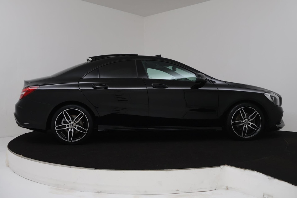 
Benz CLA-Klasse 180 AMG Automaat (PANORAMADAK, TREKHAAK, CAMERA, STOELV, CRUISE, PDC, NL-AUTO, GOED ONDERHOUDEN) vol									