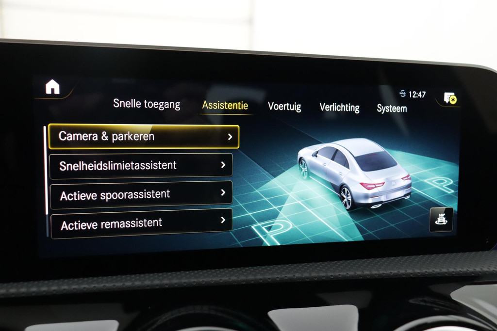 
Benz CLA-Klasse 200 Business Solution AMG !!!AANBIEDING!!! (NL-auto, Pano, Sfeerverlichting, Navi, Camera, StoelV, Etc) vol									