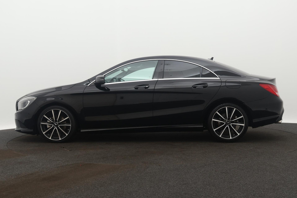 
Benz CLA-Klasse 200 Prestige ( Camera, Automaat, Navi Groot, StoelV, Sportzetels, Climate Control, PDC V+A, Etc) vol									