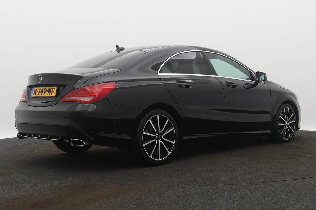 
Benz CLA-Klasse 200 Prestige ( Camera, Automaat, Navi Groot, StoelV, Sportzetels, Climate Control, PDC V+A, Etc) vol									