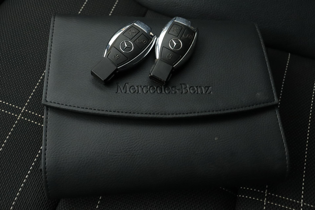 
Benz CLA-Klasse 200 Prestige ( Camera, Automaat, Navi Groot, StoelV, Sportzetels, Climate Control, PDC V+A, Etc) vol									