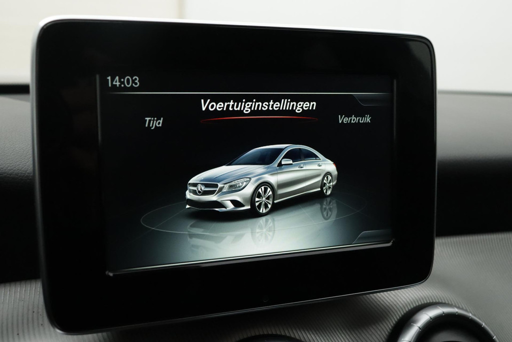
Benz CLA-Klasse 200 Prestige ( Camera, Automaat, Navi Groot, StoelV, Sportzetels, Climate Control, PDC V+A, Etc) vol									