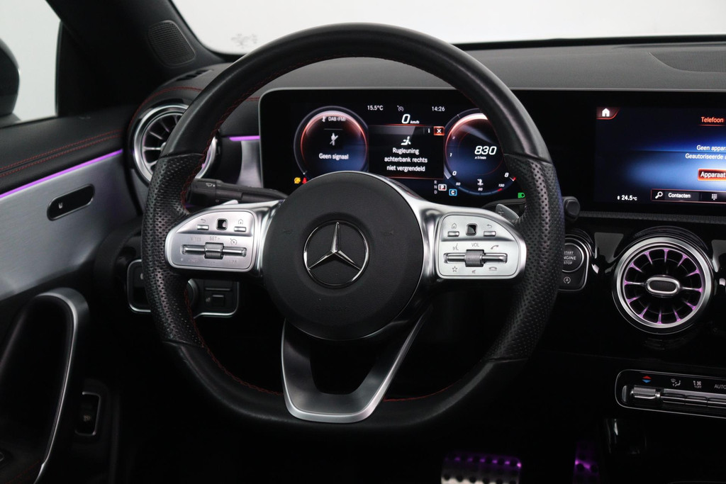 
Benz CLA-Klasse 180 Business Solution AMG Automaat (Pano, Navi, Camera, Cruise, SfeerV, NL-auto, Goed Onderhouden) vol									