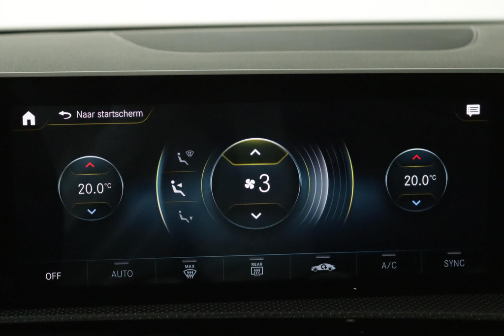 
Benz CLA-Klasse 180 Business Solution AMG Automaat (PANORAMADAK, SFEERV, CAMERA, BURMEISTER, NL-AUTO, GOED ONDERHOUDEN) vol									