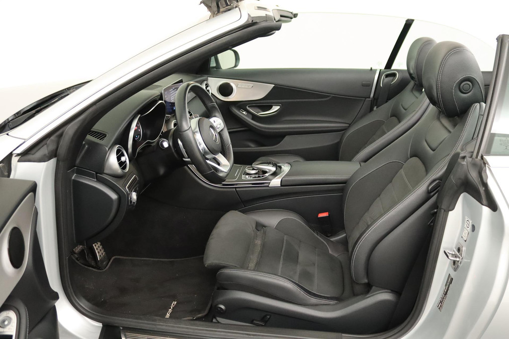 
Benz C-Klasse 200 Cabrio AMG FACELIFT (Dealer onderH, Navi Groot, Trekhaak, Camera, Nekverwarming, vol									