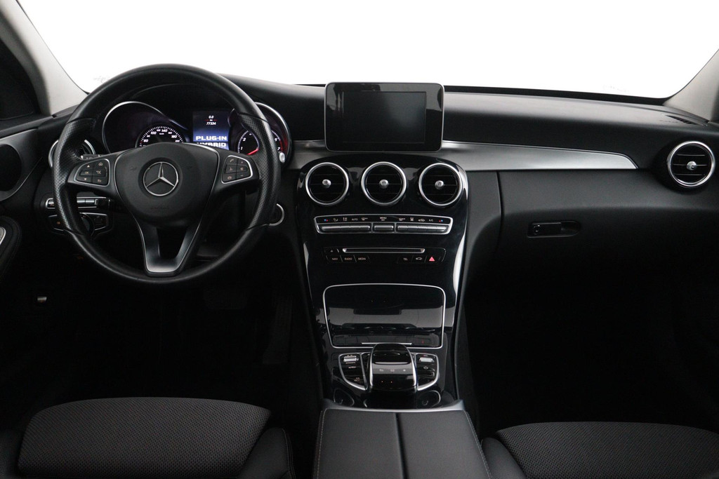 
Benz C-Klasse 350 e Lease Edition(NL-auto, Goed OnderH, Navi, Camera, StoelV, PDC V+A, Etc) vol									