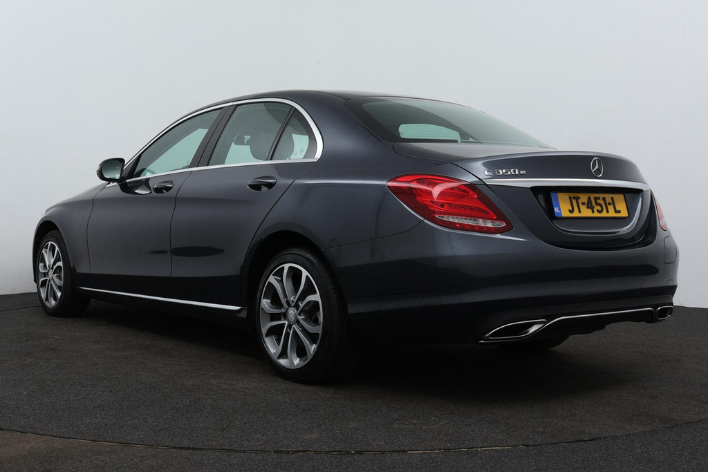 
Benz C-Klasse 350 e Lease Edition(NL-auto, Goed OnderH, Navi, Camera, StoelV, PDC V+A, Etc) vol									