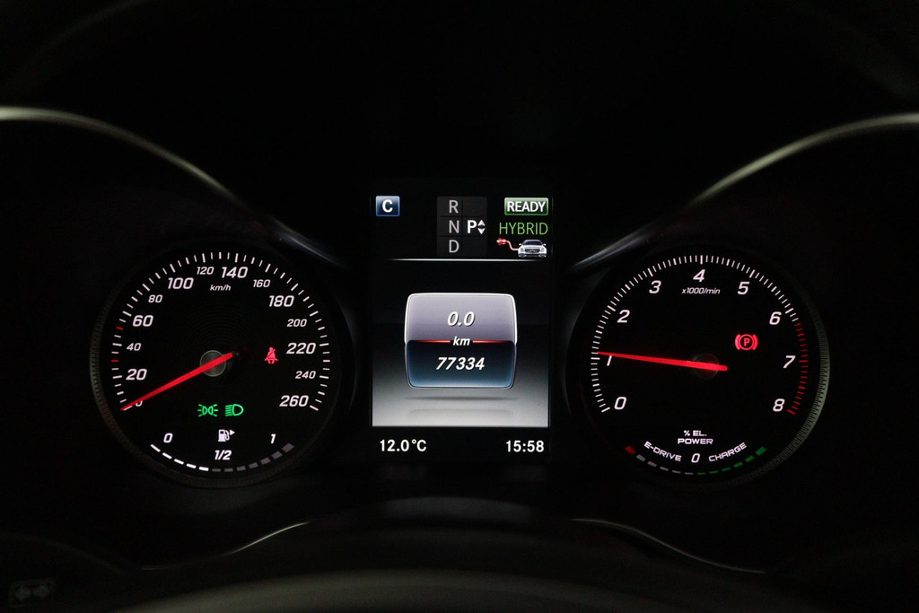 
Benz C-Klasse 350 e Lease Edition(NL-auto, Goed OnderH, Navi, Camera, StoelV, PDC V+A, Etc) vol									