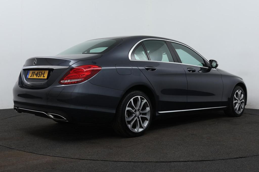 
Benz C-Klasse 350 e Lease Edition(NL-auto, Goed OnderH, Navi, Camera, StoelV, PDC V+A, Etc) vol									