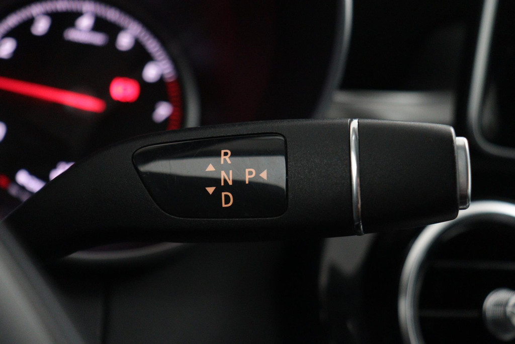 
Benz C-Klasse 350 e Lease Edition(NL-auto, Goed OnderH, Navi, Camera, StoelV, PDC V+A, Etc) vol									