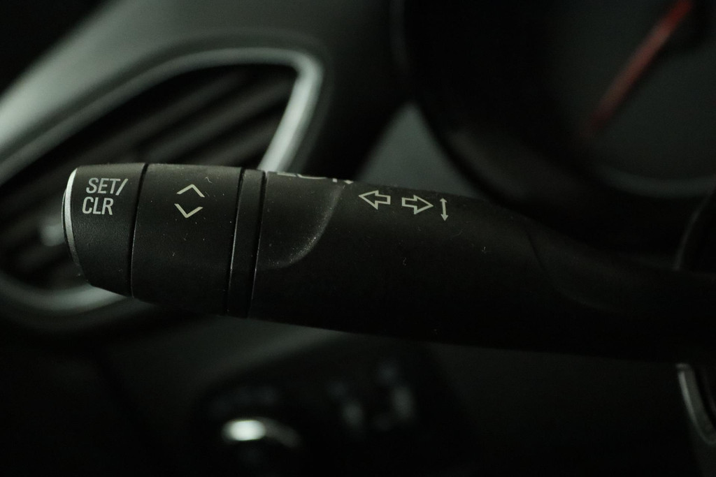 
Opel Crossland X 1.2 Online Edition (CARPLAY, NAVIGATIE, PARKEERSENSOREN, STOELVERWARMING, CLIMATE, NL-AUTO, GOED ONDERHOUDEN) vol									