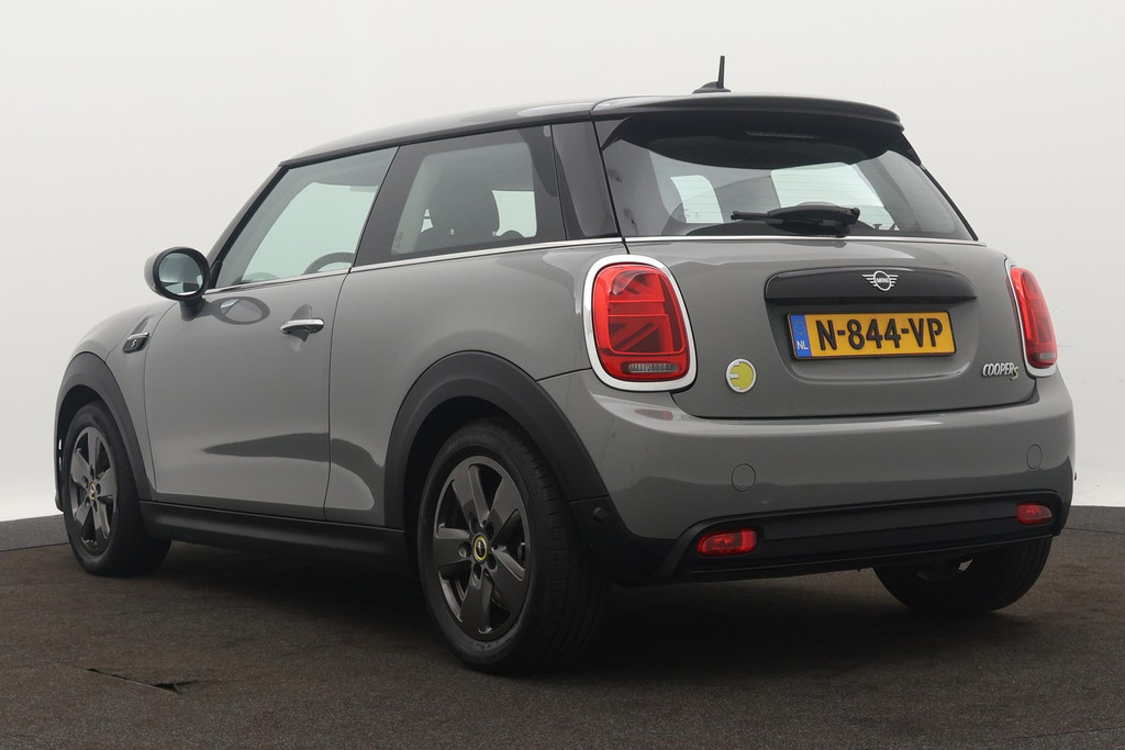 
MINI Mini Electric Essential 33 kWh AANBIEDING!!! (1e Eig, NL-auto, Dealer OnderH, Navi, Carplay, PDC, Cruise Con, Etc) vol									