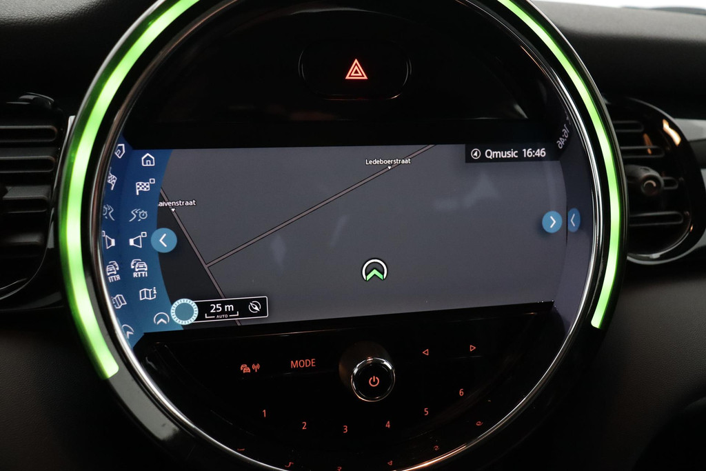 
MINI Mini Electric Essential 33 kWh AANBIEDING!!! (1e Eig, NL-auto, Dealer OnderH, Navi, Carplay, PDC, Cruise Con, Etc) vol									