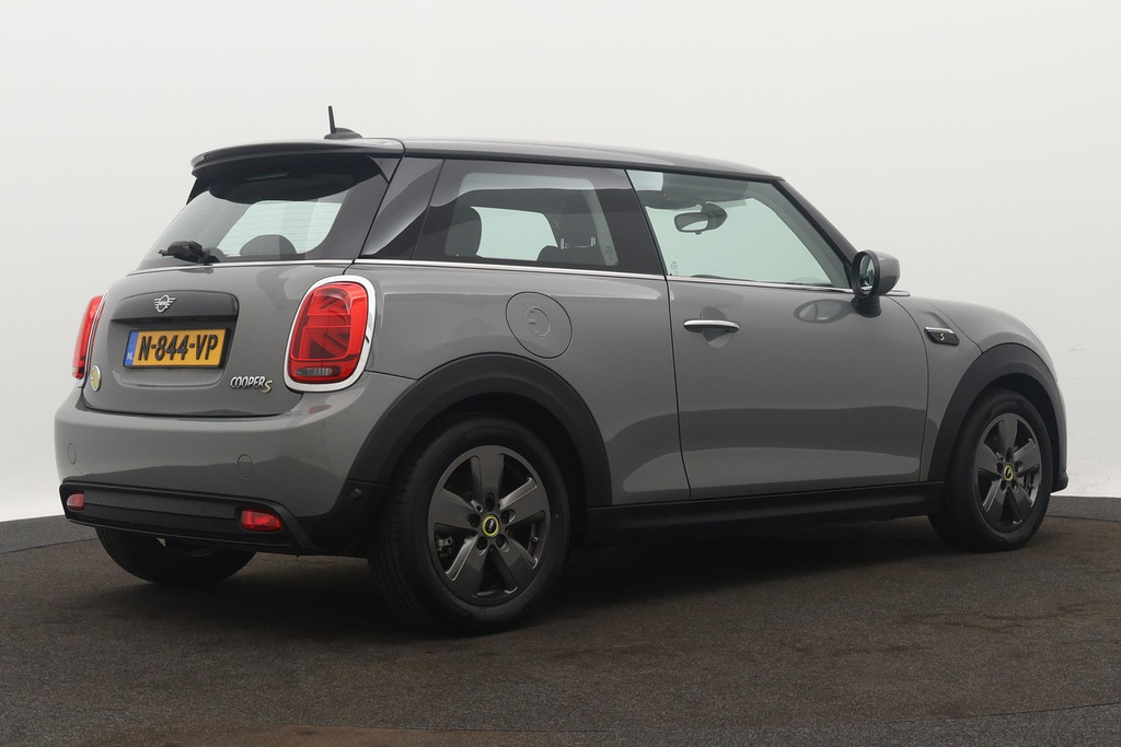 
MINI Mini Electric Essential 33 kWh AANBIEDING!!! (1e Eig, NL-auto, Dealer OnderH, Navi, Carplay, PDC, Cruise Con, Etc) vol									