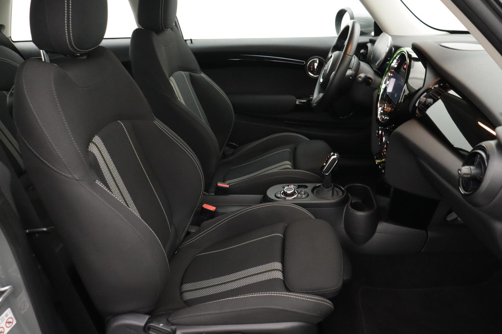 
MINI Mini Electric Essential 33 kWh AANBIEDING!!! (1e Eig, NL-auto, Dealer OnderH, Navi, Carplay, PDC, Cruise Con, Etc) vol									