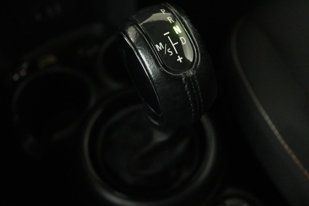 
MINI Mini 1.5 Cooper Edition Automaat (NAVIGATIE, CRUISE, MULTIMEDIA, LM VELGEN, NL AUTO) vol									