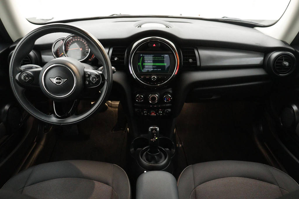 
MINI Mini 1.5 Cooper Salt Business (NL-auto, 1e Eig, Dealer onderhouden, Navigatie, Airco, Bluetooth, Cruise Con, Etc) vol									