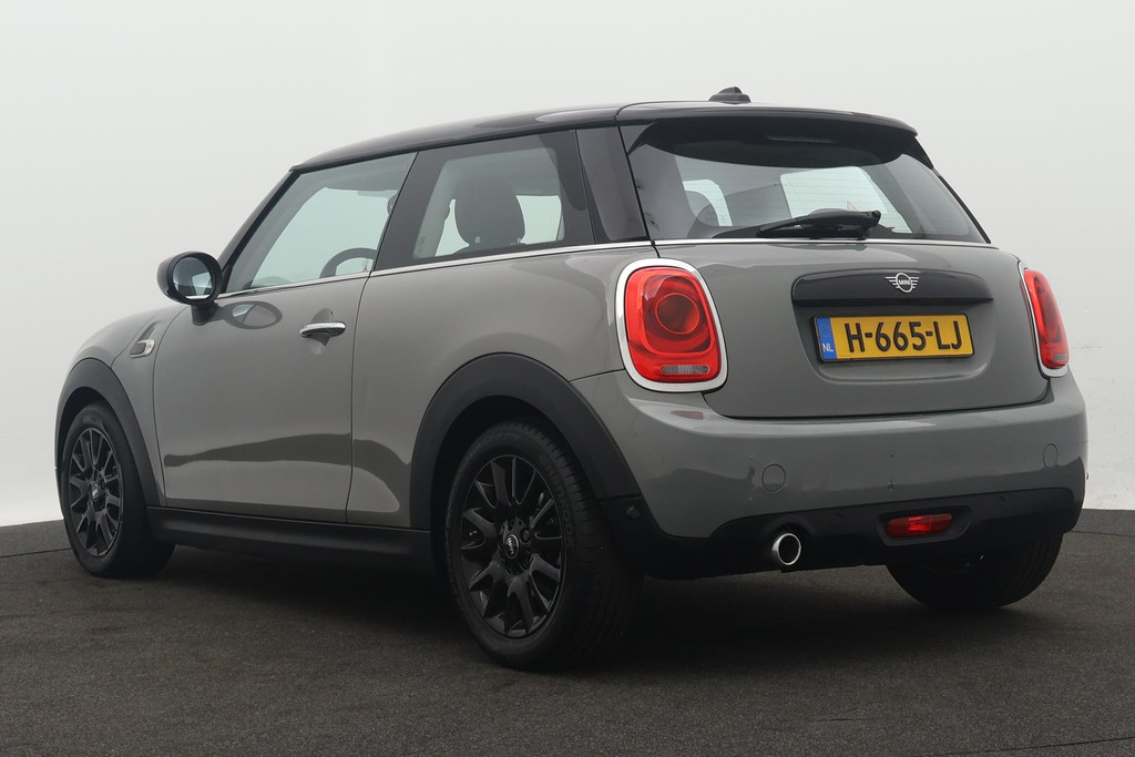 
MINI Mini 1.5 Cooper Salt Business (NL-auto, 1e Eig, Dealer onderhouden, Navigatie, Airco, Bluetooth, Cruise Con, Etc) vol									