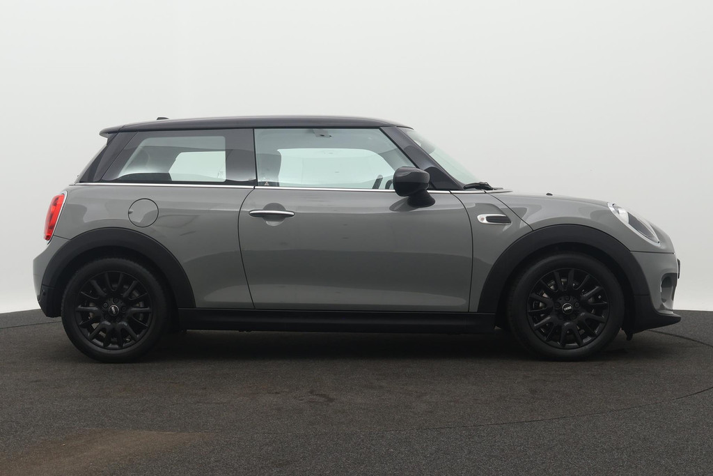 
MINI Mini 1.5 Cooper Salt Business (NL-auto, 1e Eig, Dealer onderhouden, Navigatie, Airco, Bluetooth, Cruise Con, Etc) vol									