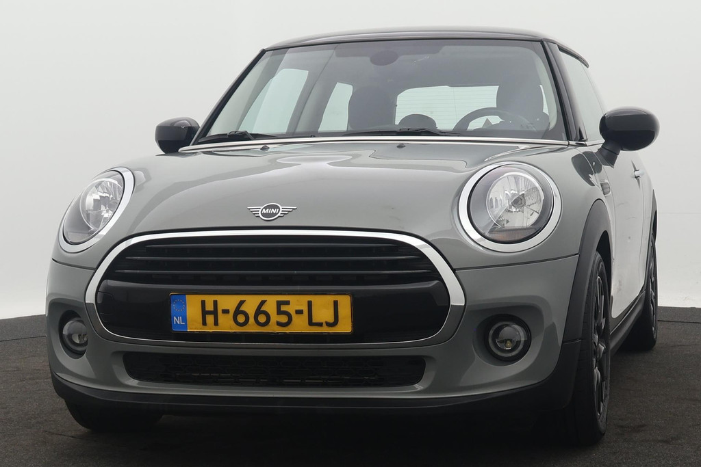 
MINI Mini 1.5 Cooper Salt Business (NL-auto, 1e Eig, Dealer onderhouden, Navigatie, Airco, Bluetooth, Cruise Con, Etc) vol									