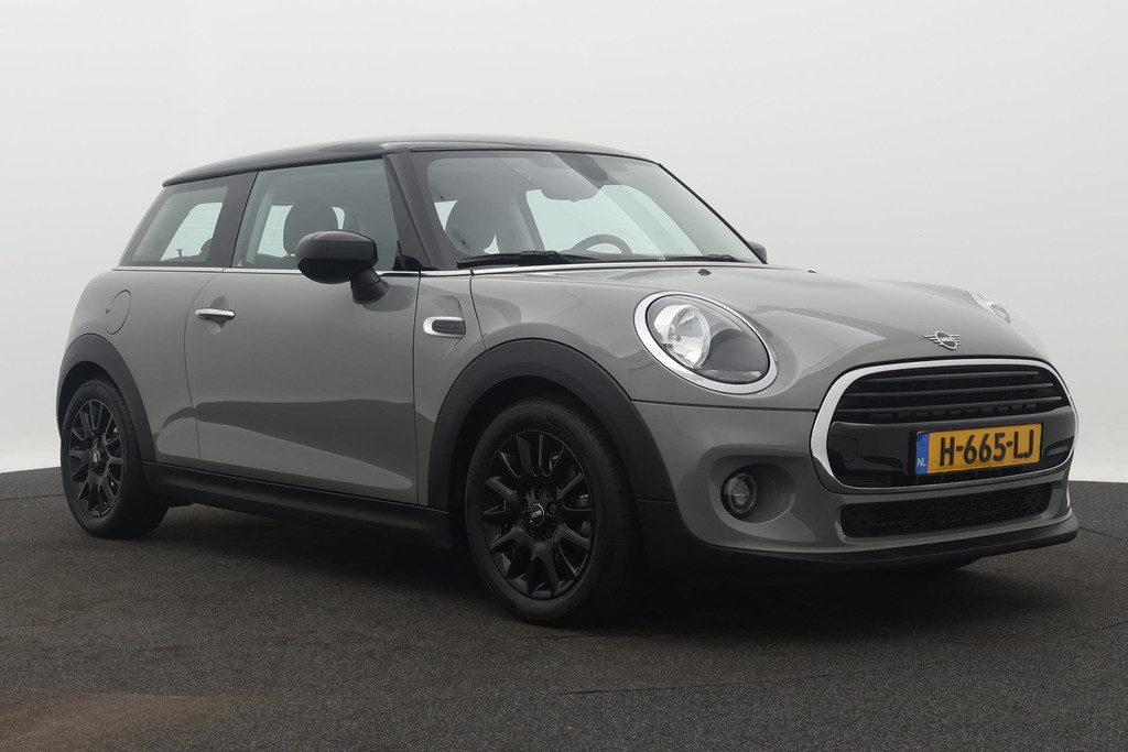 
MINI Mini 1.5 Cooper Salt Business (NL-auto, 1e Eig, Dealer onderhouden, Navigatie, Airco, Bluetooth, Cruise Con, Etc) vol									