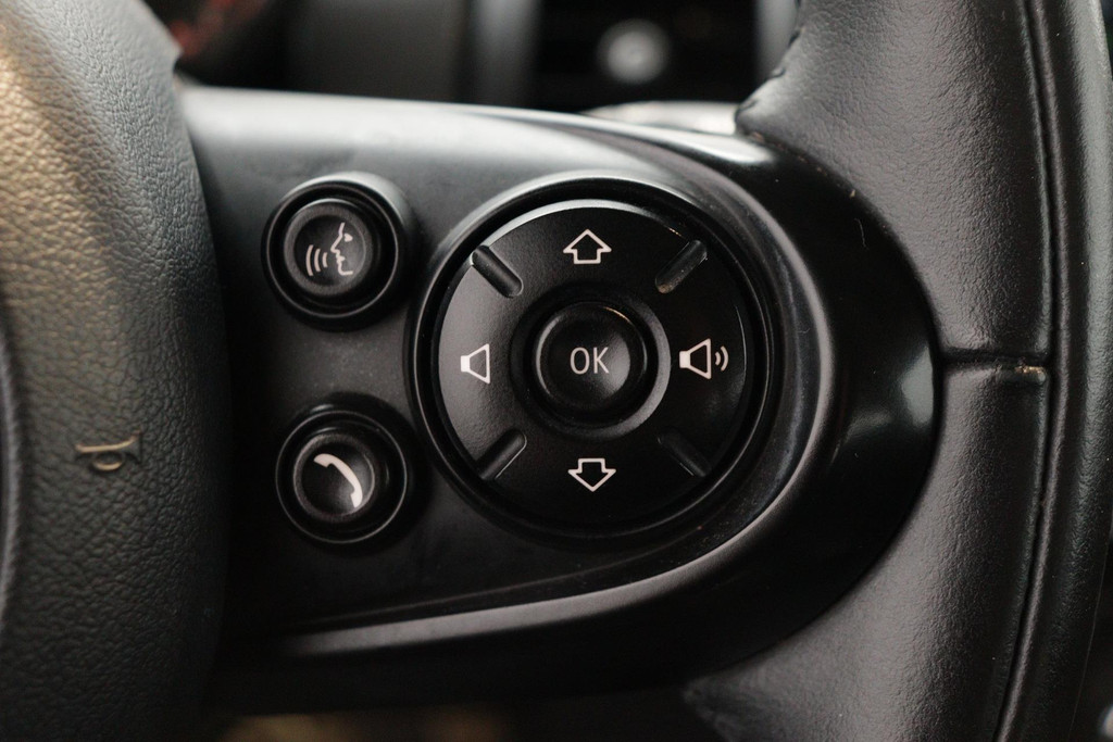 
MINI Mini 1.5 Cooper Salt Business (NL-auto, 1e Eig, Dealer onderhouden, Navigatie, Airco, Bluetooth, Cruise Con, Etc) vol									