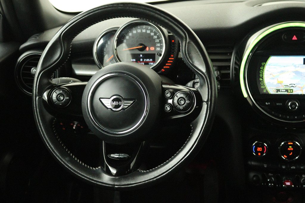 
MINI Mini 1.5 Cooper Pepper Business (PARKEERSENSOREN ACHTER, CRUISE CONTROL, BLUETOOTH, NAVIGATIE, NL-AUTO) vol									