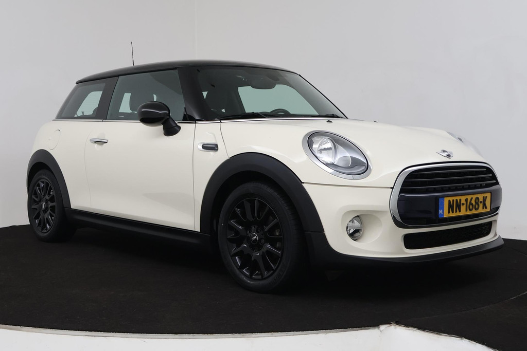 
MINI Mini 1.5 Cooper Pepper Business (PARKEERSENSOREN ACHTER, CRUISE CONTROL, BLUETOOTH, NAVIGATIE, NL-AUTO) vol									